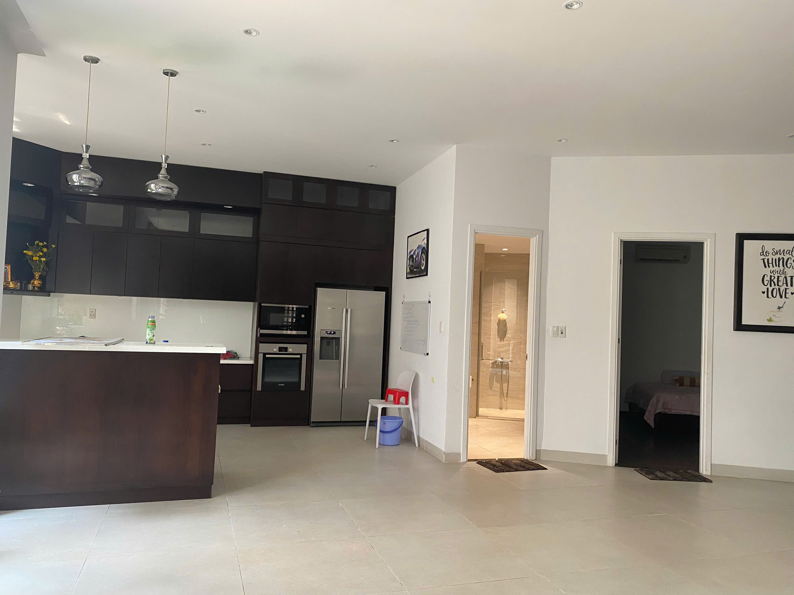 Bếp mở và đảo bếp